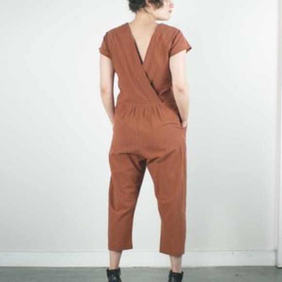 Allison Wonderland / Pillar Goa Jumpsuit (Black) - Picture 7 of 9